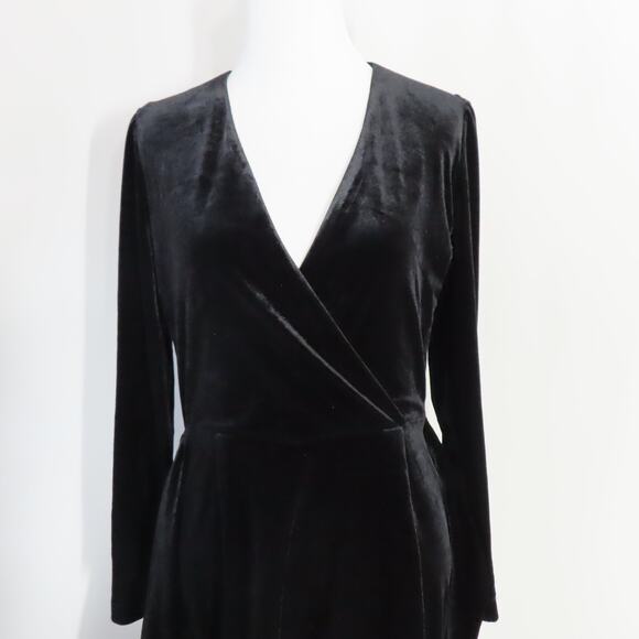 Yumi Kim Black Velvet Surplice Neckline Wrap Skirt Mini Dress Long Sleeves Small - Picture 6 of 7
